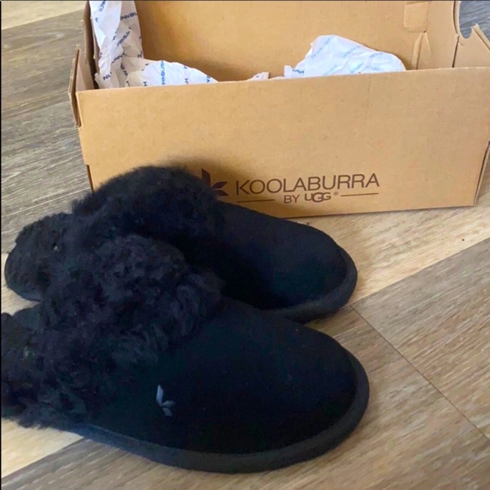 Kookaburra by UGG black slipper